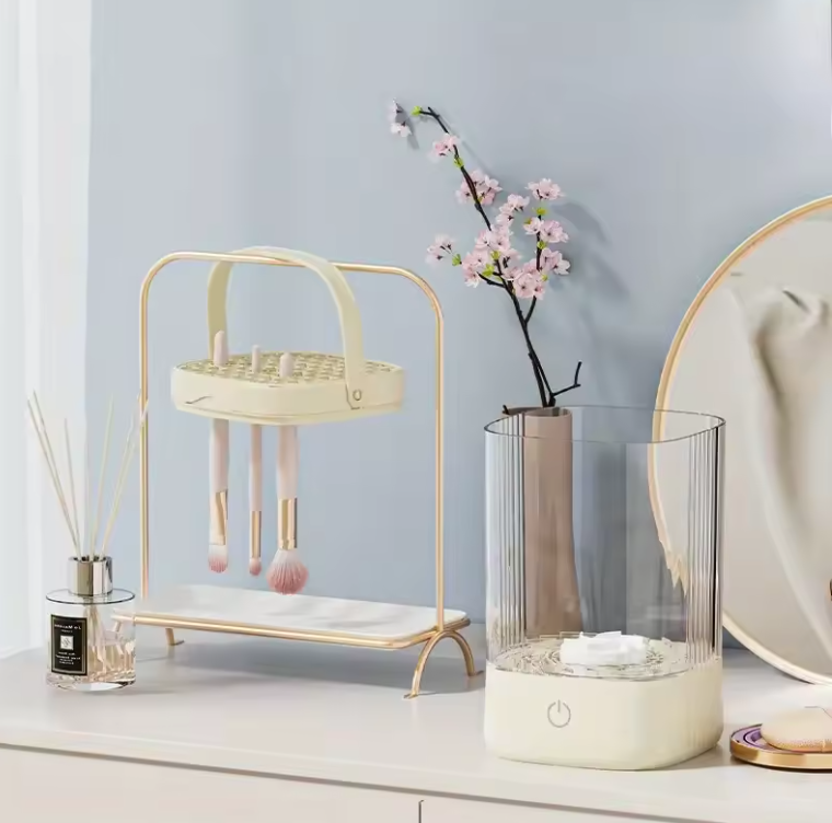 Soft Blush Makeup Brush Cleaner